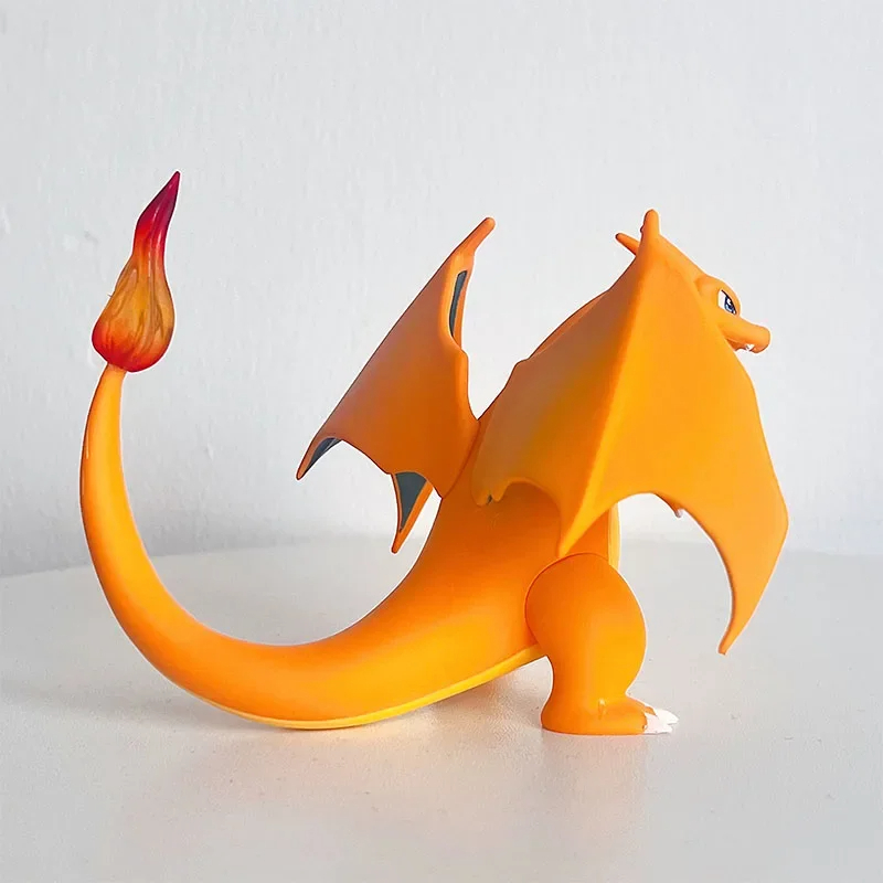 Miniatura Charizard 4