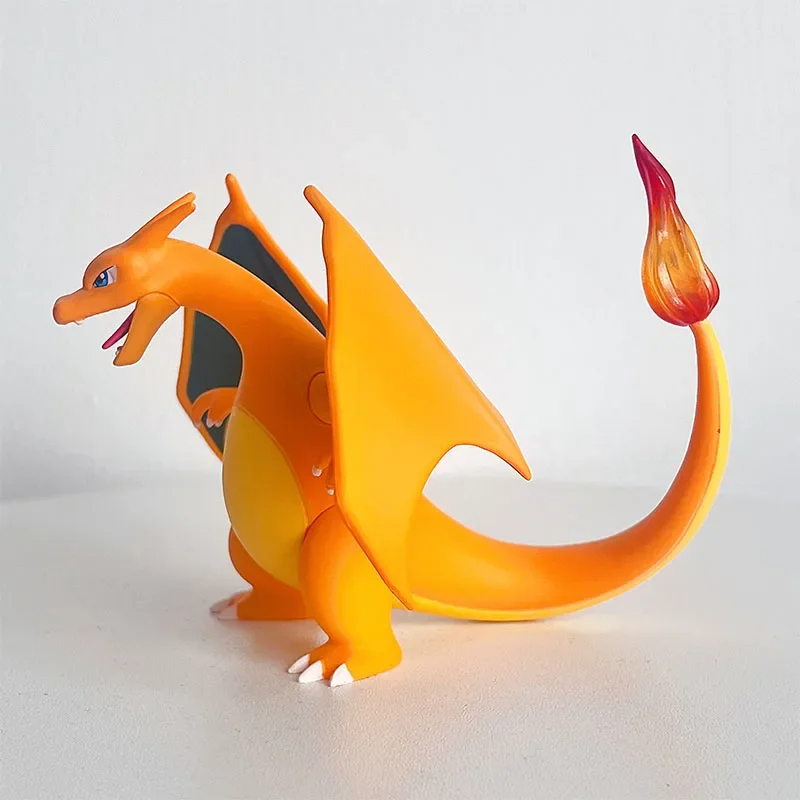 Miniatura Charizard 5